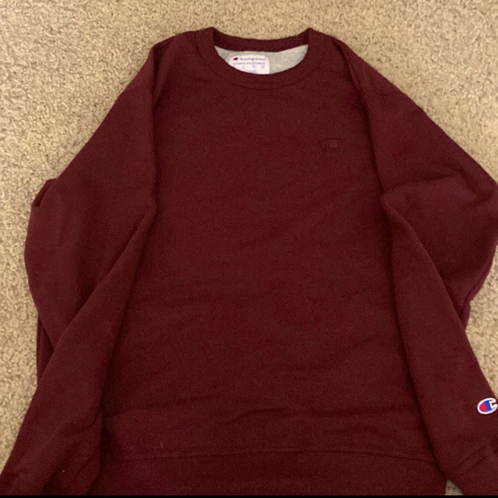 Maroon Champion Crewneck, Size Medium